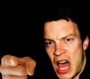 Publicly shouting foul language that doesn’t involve extended loud shouting and disruptive behavior or amplified sound was not prohibited by the state’s disorderly conduct statute.
