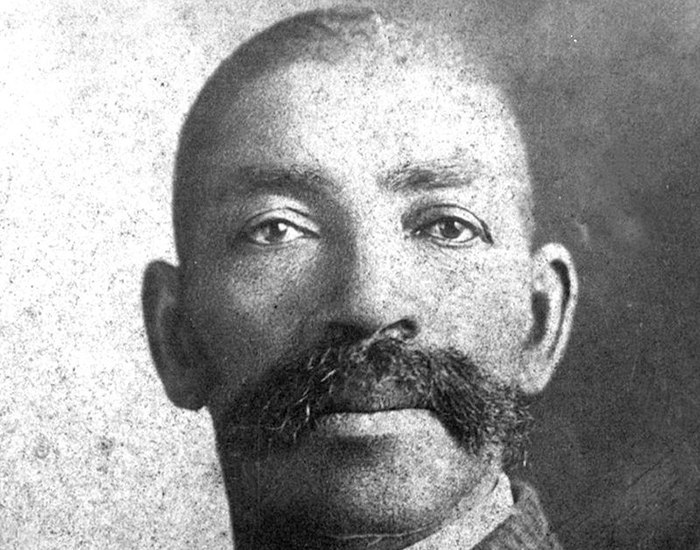 As a former slave, Bass Reeves was illiterate, but that did not get in the way of his outstanding work as a law enforcement officer.