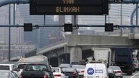 Boston drivers urged to 'Use Yah Blinkah'