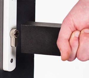 The BlocHead tool weighs 6.5 pounds and is made of steel.