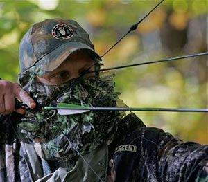 Learn From the Experts at Bowhunter Magazine The Bowhunting Equipment & Skills 