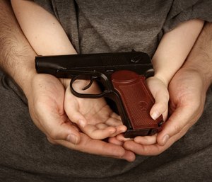 A 1990 Department of Justice study reported that between 1985 and 1989, 8,128 assaults were committed using replica weapons. (Photo/AMU)