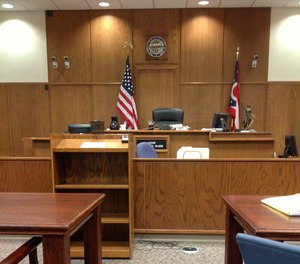 A reputable expert witness gathers the facts and circumstances of the incident and then opines on the appropriateness of the officer’s actions. (Photo/Pixabay)