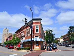 Businesses in Downtown Elgin are using the city's mapping system to keep customers up to date on amended services. Image: cityofelgin.org