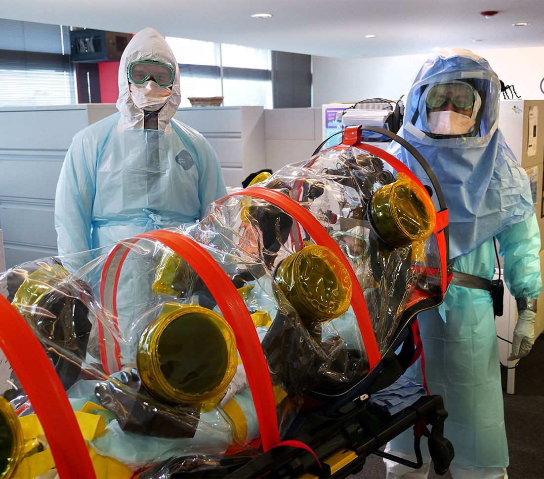 Training drill: Transporting a patient with Ebola - EMS1.com