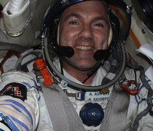Dutch astronaut André Kuipers, who is at the International Space Station, was dialing a number via the Johnson Space Center switchboard when he missed a number and called 911.