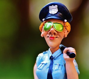 5 traits of female cops