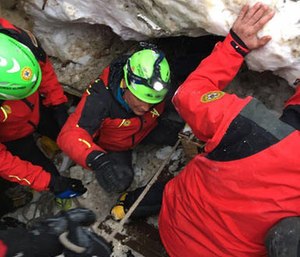 Rescuers work in the area of the avalanche-hit Rigopiano hotel, central Italy, Saturday, Jan. 21, 2017. (Corpo Nazionale Soccorso Alpino e Speleologico/The National Alpine Cliff and Cave Rescue Corps