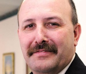 Mayoral candidate Kevin Summers' platform includes reinstating city-run ambulances.