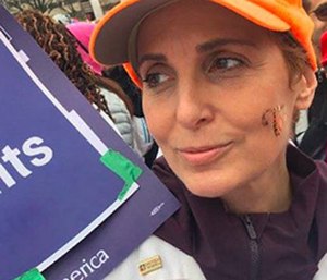 Cathleen London said she was motivated to build her own auto-injector when she saw headlines about EpiPen’s price hike.