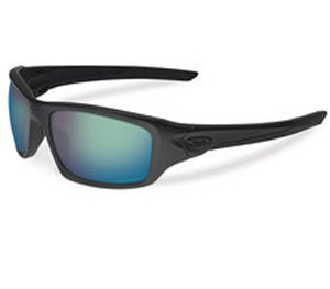 With lenses made from Plutonite, the SI Prizm Maritime Polarized eyewear reduces glare, increases contrast and improves clarity. (Oakley Image)