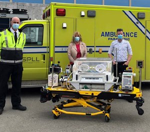 The Neonatal Stretcher System can secure essential medical devices such as a monitor/defibrillator, infusion pumps, oxygen blender, suction unit, resuscitator, ECMO device, gas cylinder, battery charger and more.