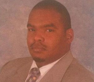 Officer Daryle Holloway.