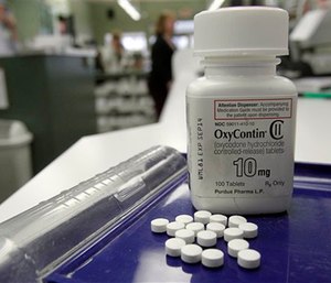 The bill would limit initial opiate painkiller prescriptions to a seven-day supply.