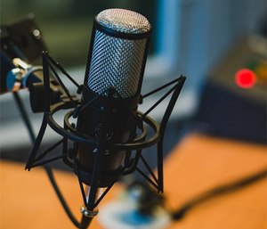 Which firefighter-specific podcast do you listen to? (Photo/Pixabay)