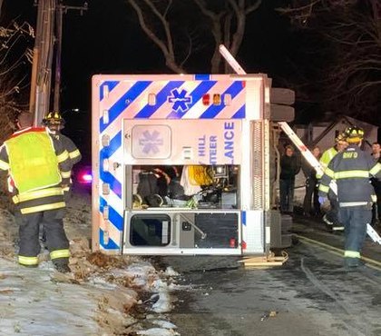 4 injured in Conn. ambulance rollover crash