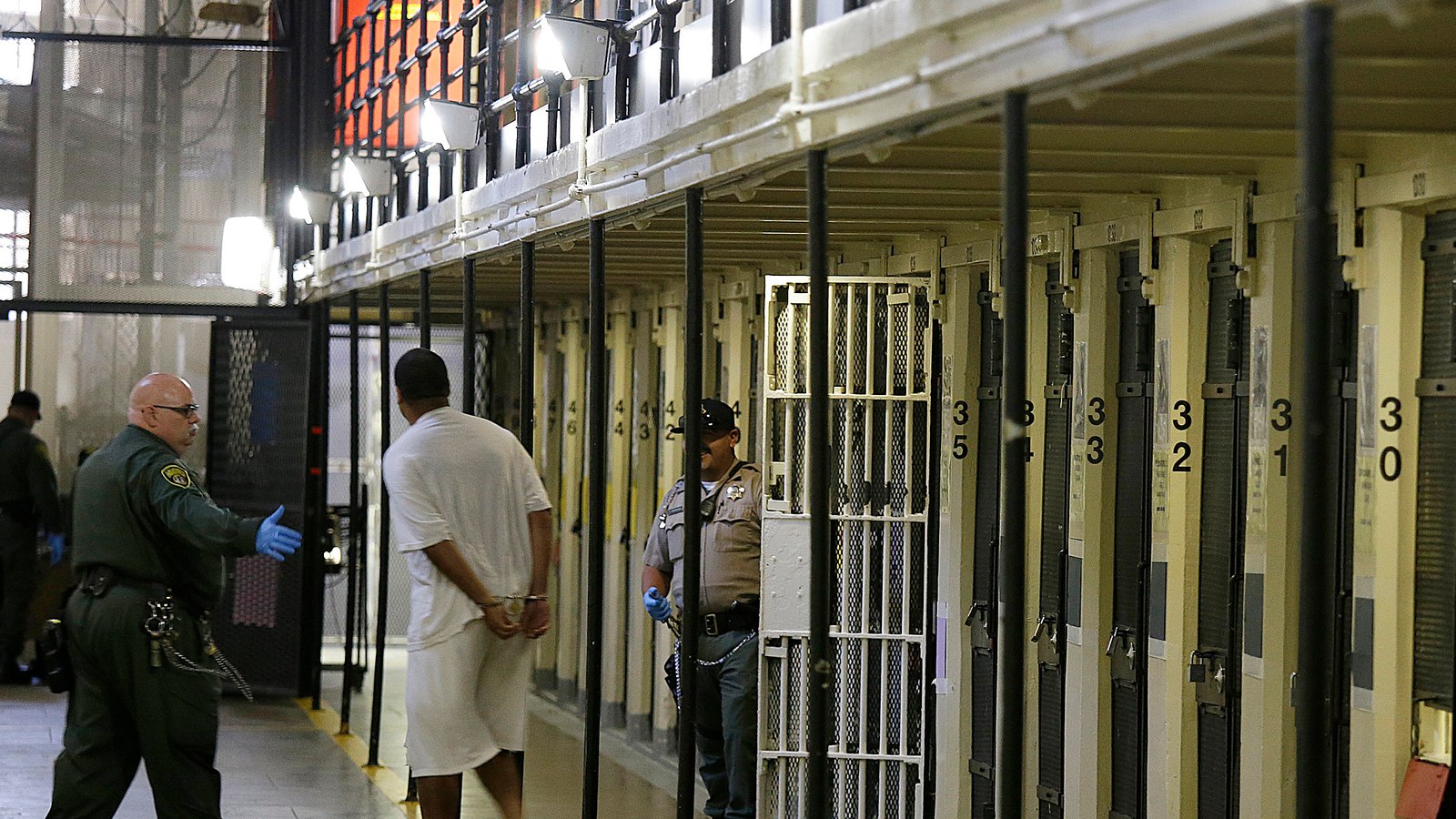 Prison Moud Program Correctional officer recruitment strategies for prisons and jails