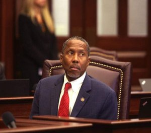 Florida Senator Darryl Rouson on the floor of the Florida Senate. Rouson filed a bill that would require judges to re-sentence inmates in accordance with new state laws. (Photo/Scott Keeler/Tampa Bay Times/TNS)