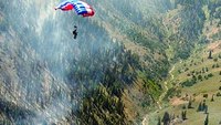 How to become a wildland smokejumper