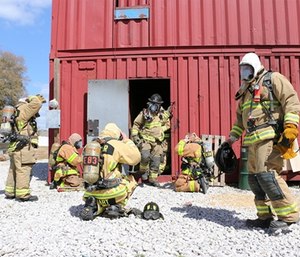 Career and volunteer fire chiefs attribute their staffing problems to different sources.