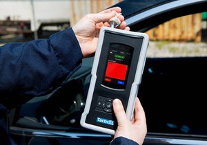 B&W Tek's TacticID-1064 helps officers in the field identify narcotics and other materials without exposure.