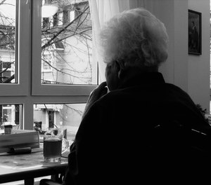 By asking a 93-year-old lady a simple question, the officer connected on a very deep level.