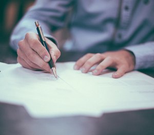 Agencies should adopt flexible policies that can adapt to the situation and the officer’s response. (Photo/Pixabay)