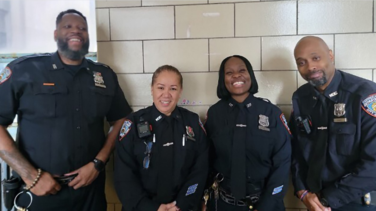 NYC Corrections Officers Revive Man Who OD d On Fentanyl In Court nyc-corrections-officers-revive-man-who-od-d-on-fentanyl-in-court