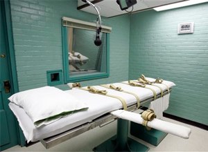 The gurney in the death chamber is shown in this May 27, 2008 file photo from Huntsville, Texas. (AP Photo/Pat Sullivan, File)
