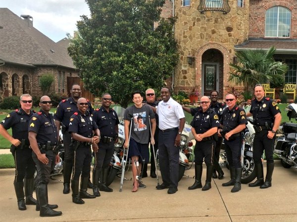 The Dallas Police Department helped with fundraising efforts for An at the Texas Police Games. (Photo/Dallas Fire-Rescue via Twitter)