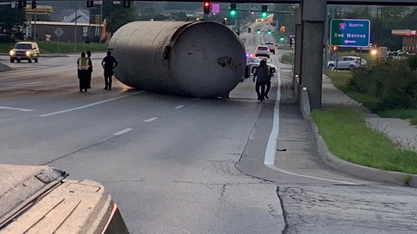 Kearney, Missouri, overpass collision