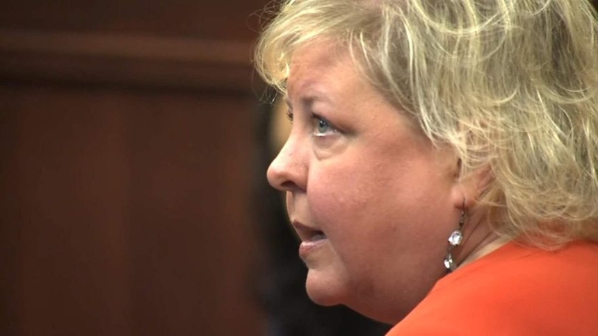 Carole Ann Etheridge appears at a hearing in Walton County, Georgia, in October 2017. Etheridge later pleaded guilty to driving a school bus under the influence and child endangerment. Image: WGCL-TV