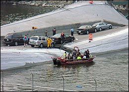 Updated: Minn. bridge collapse photos and videos