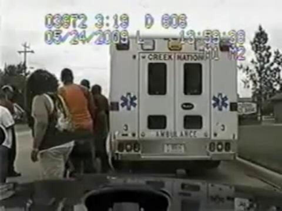 Video Police pull over ambulance transporting patient Video Police pull over ambulance transporting patient