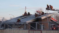 Firefighter falls off roof in Quebec