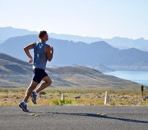 Don't let the sun put a damper on your workouts. (Photo/Pixabay)