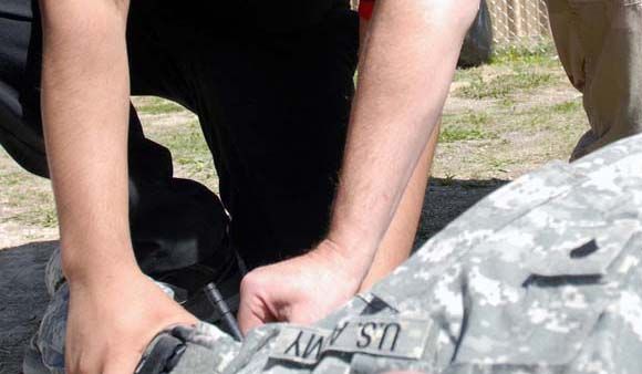 US to Train High School Students in How to Stop the Bleed