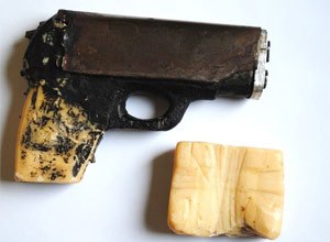 The soap gun made by inmate John Dillinger.