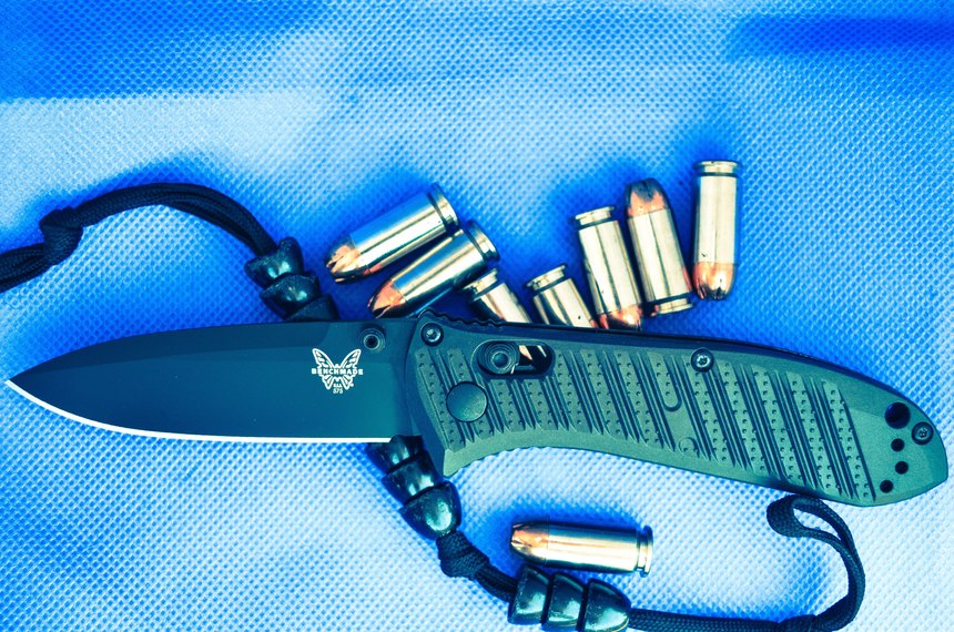 The Benchmade Mini Presidio II is a 3.19 oz EDC knife with a deep carry clip and CF-elite scales. The 3.20-inch blade is locked in place with an Axis lock, which has the reputation of being one of the strongest locks on the planet.