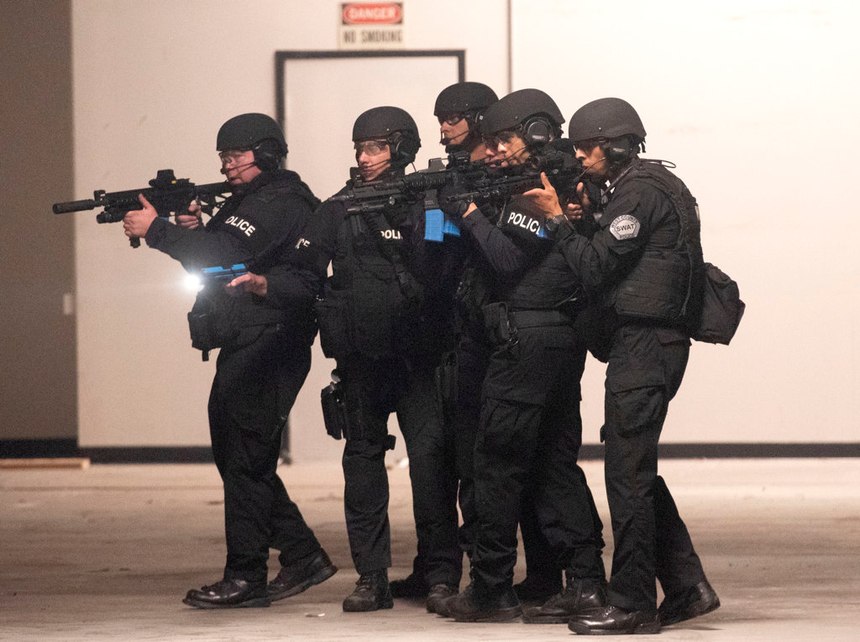 West (Orange) County SWAT officers run through a training exercise in Fountain Valley on Wednesday, Oct. 16, 2019. (Photo/Paul Rodriguez)