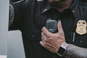 OTTO’s all new Bluetooth Revo NC2 has HD audio, giving officers optimum voice clarity even in the noisiest situations.