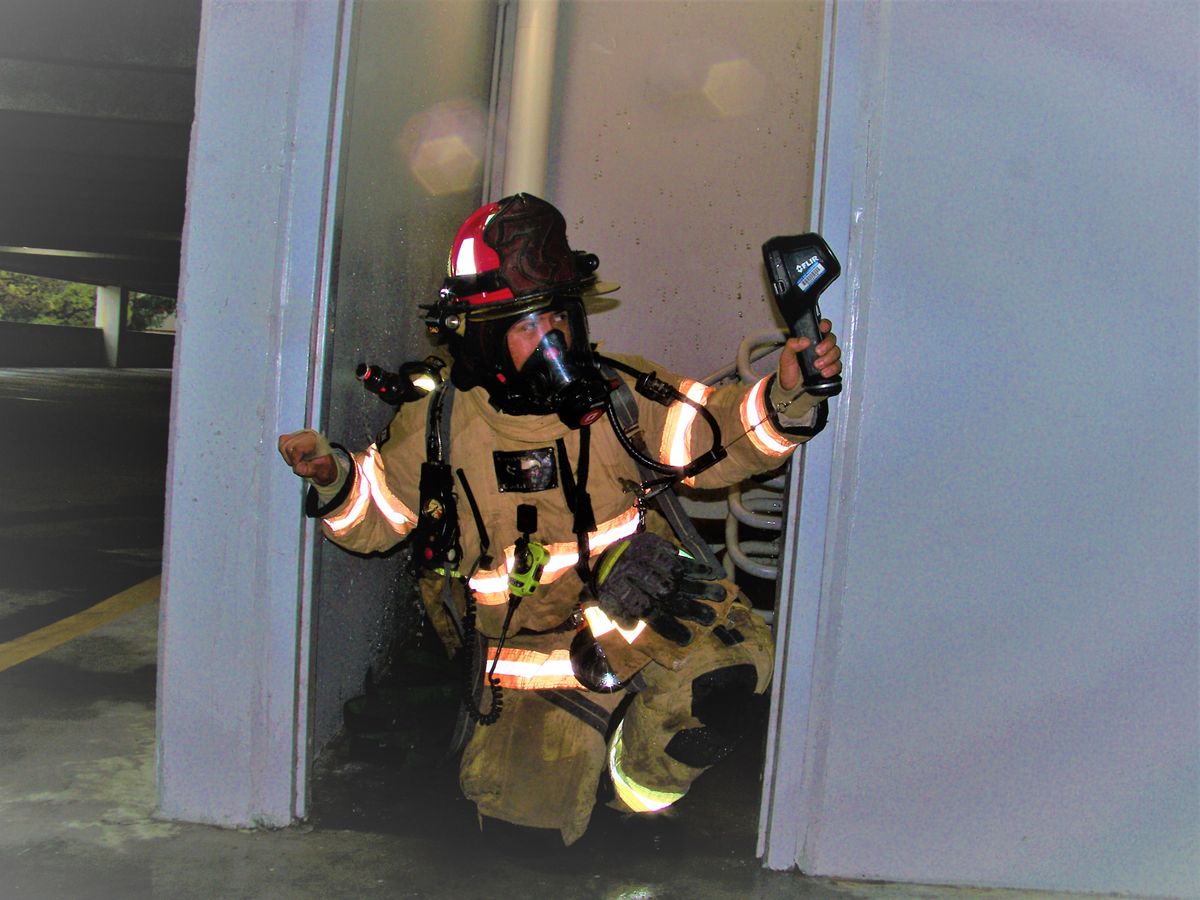 Highrise and midrise firefighting Fire attack and stairwell operations