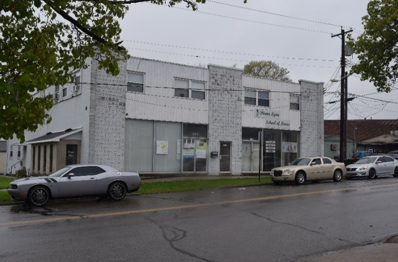 Figure 4 illustrates this type of construction began in the early 1950s using techniques developed during World War II. This well-maintained building started with a retail paint and separate home furnishing store with storage in the basement. Now occupied as a physician’s office and dance studio, the roof, first and second floors all utilize unprotected open web steel trusses.